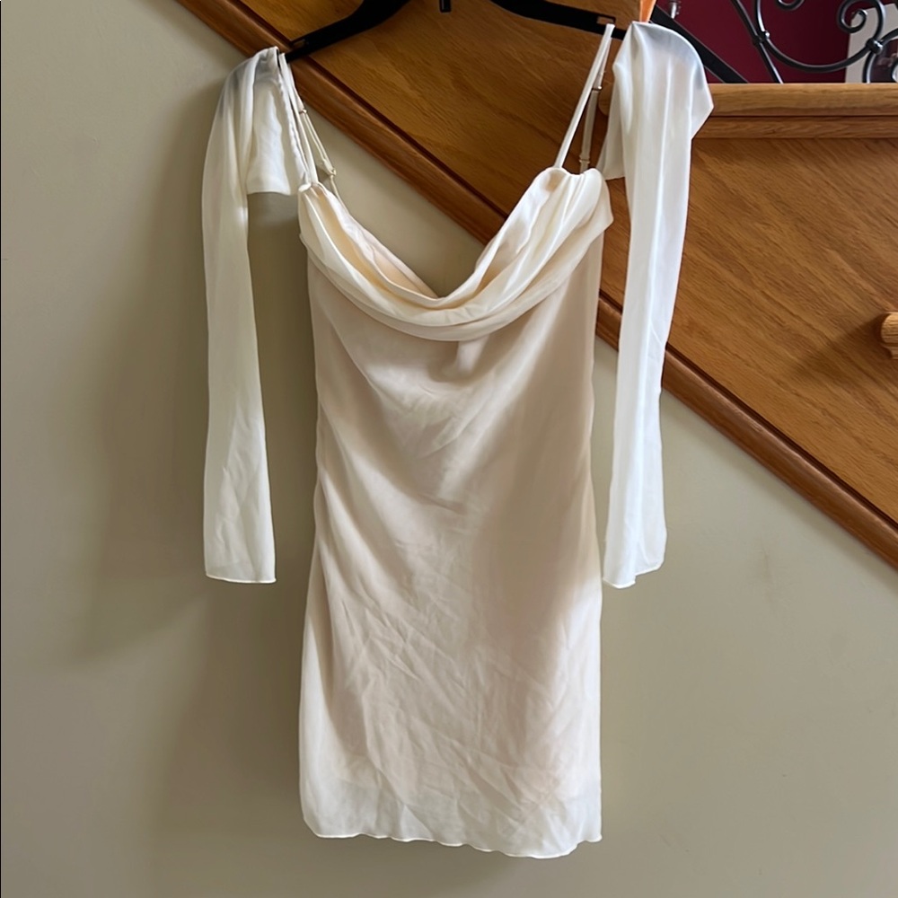 Oh Polly Elegant Cream Dress Size 6 New With Tags